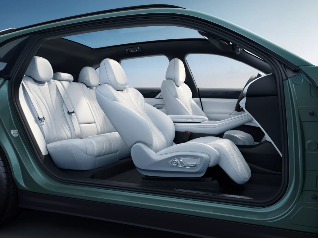 XPENG G9